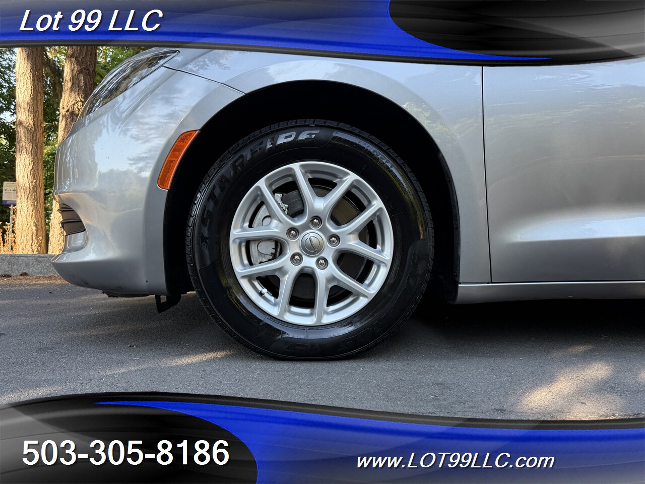 2020 Chrysler Voyager LXi 70k NEW TIRES Leather 3rd Row - Photo 23 - Milwaukie, OR 97267
