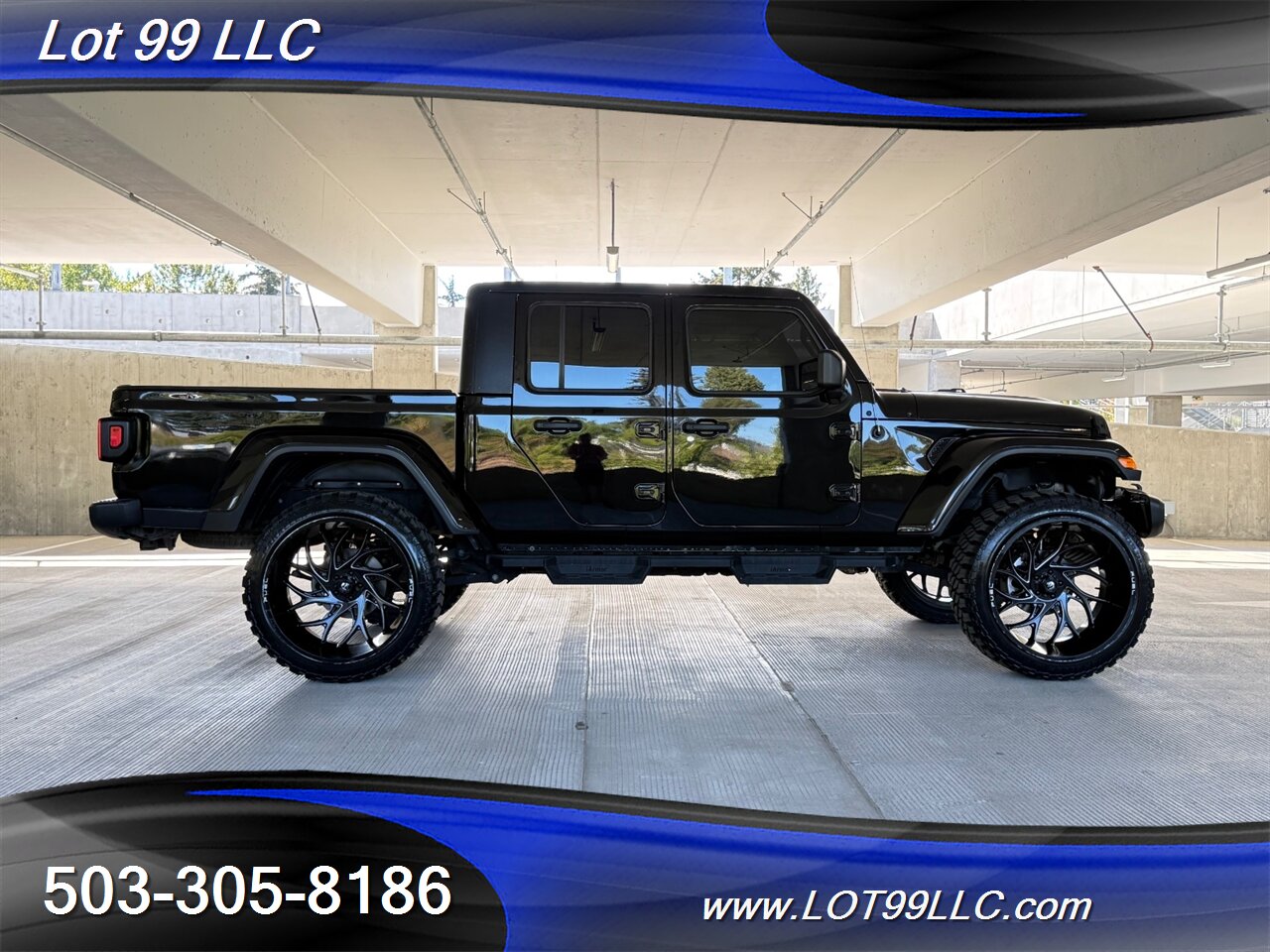 2022 Jeep Gladiator Sport S 4x4 42k Miles New Tires 26 " Fuel Wheels Carbon Fiber Steering Wheel Removable Hard Top Tinted - Photo 5 - Milwaukie, OR 97267
