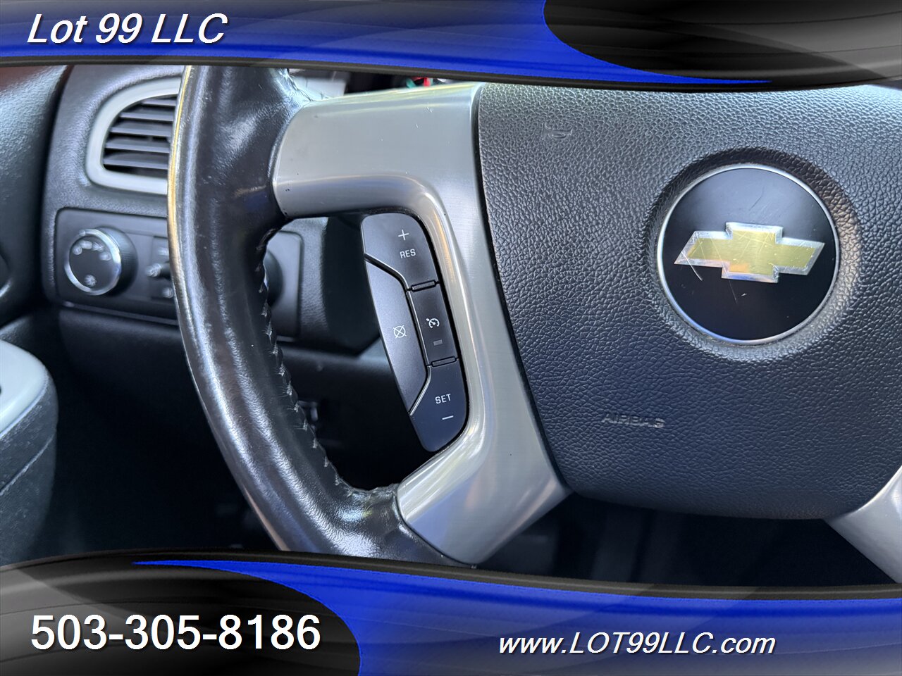 2011 Chevrolet Suburban LT Z71 4x4 3rd Row Htd Leather Roof Navi Cam - Photo 31 - Milwaukie, OR 97267
