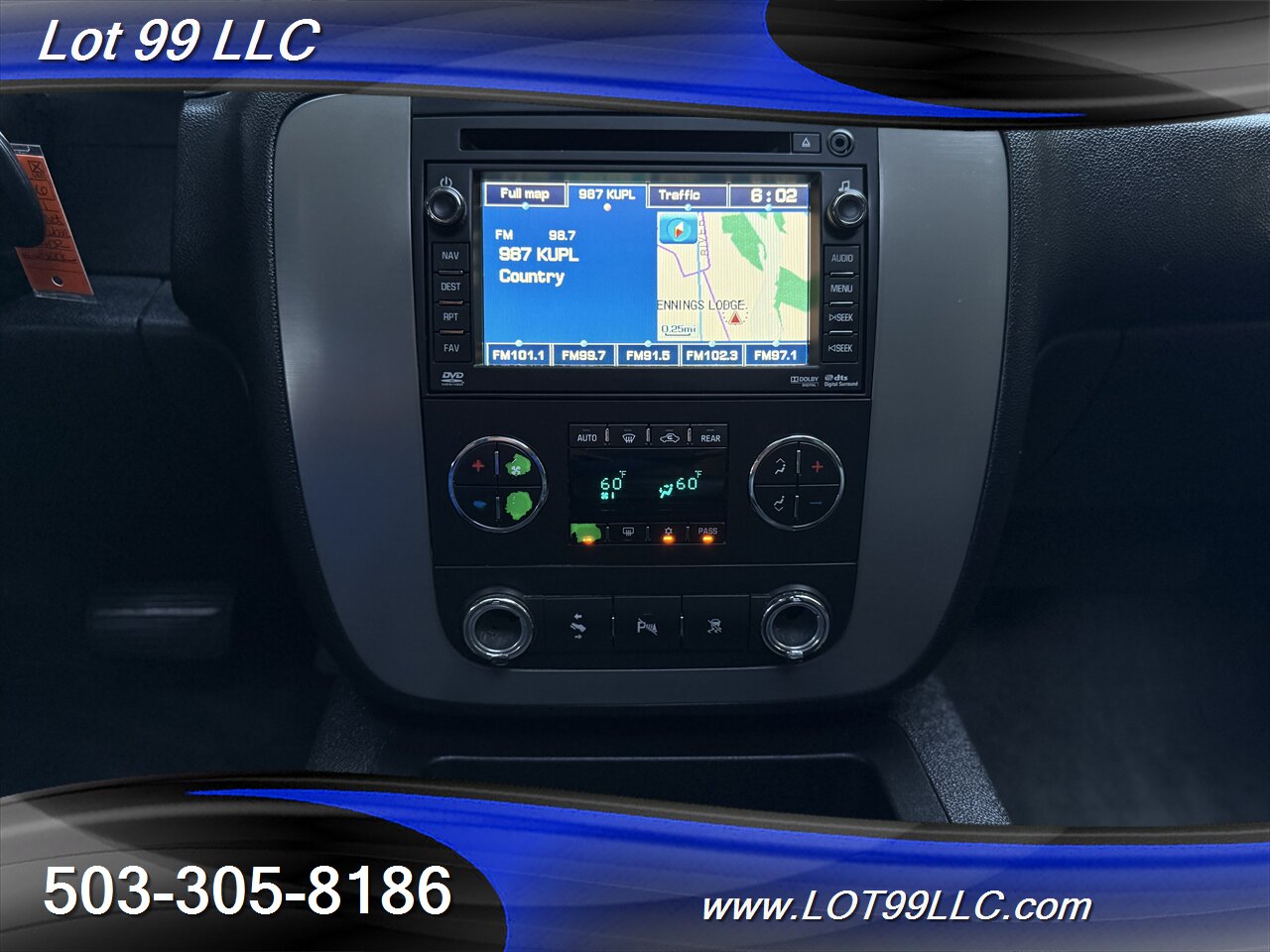 2011 Chevrolet Suburban LT Z71 4x4 3rd Row Htd Leather Roof Navi Cam - Photo 13 - Milwaukie, OR 97267