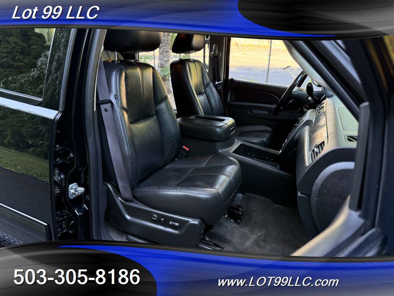 2011 Chevrolet Suburban LT Z71 4x4 3rd Row Htd Leather Roof Navi Cam - Photo 19 - Milwaukie, OR 97267