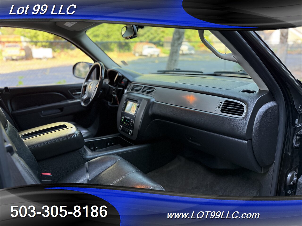 2011 Chevrolet Suburban LT Z71 4x4 3rd Row Htd Leather Roof Navi Cam - Photo 40 - Milwaukie, OR 97267