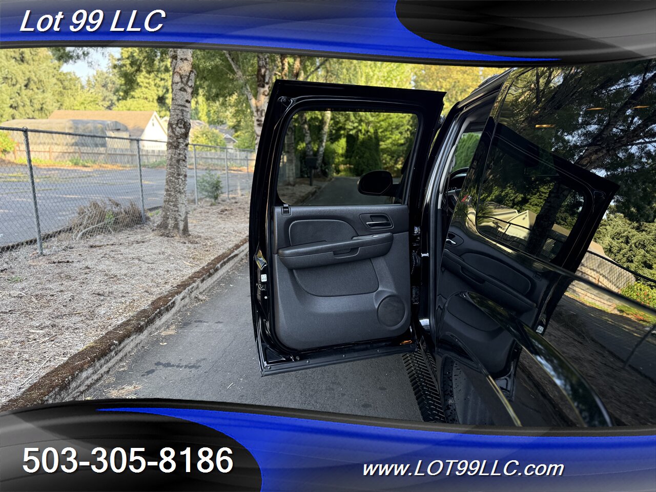 2011 Chevrolet Suburban LT Z71 4x4 3rd Row Htd Leather Roof Navi Cam - Photo 37 - Milwaukie, OR 97267