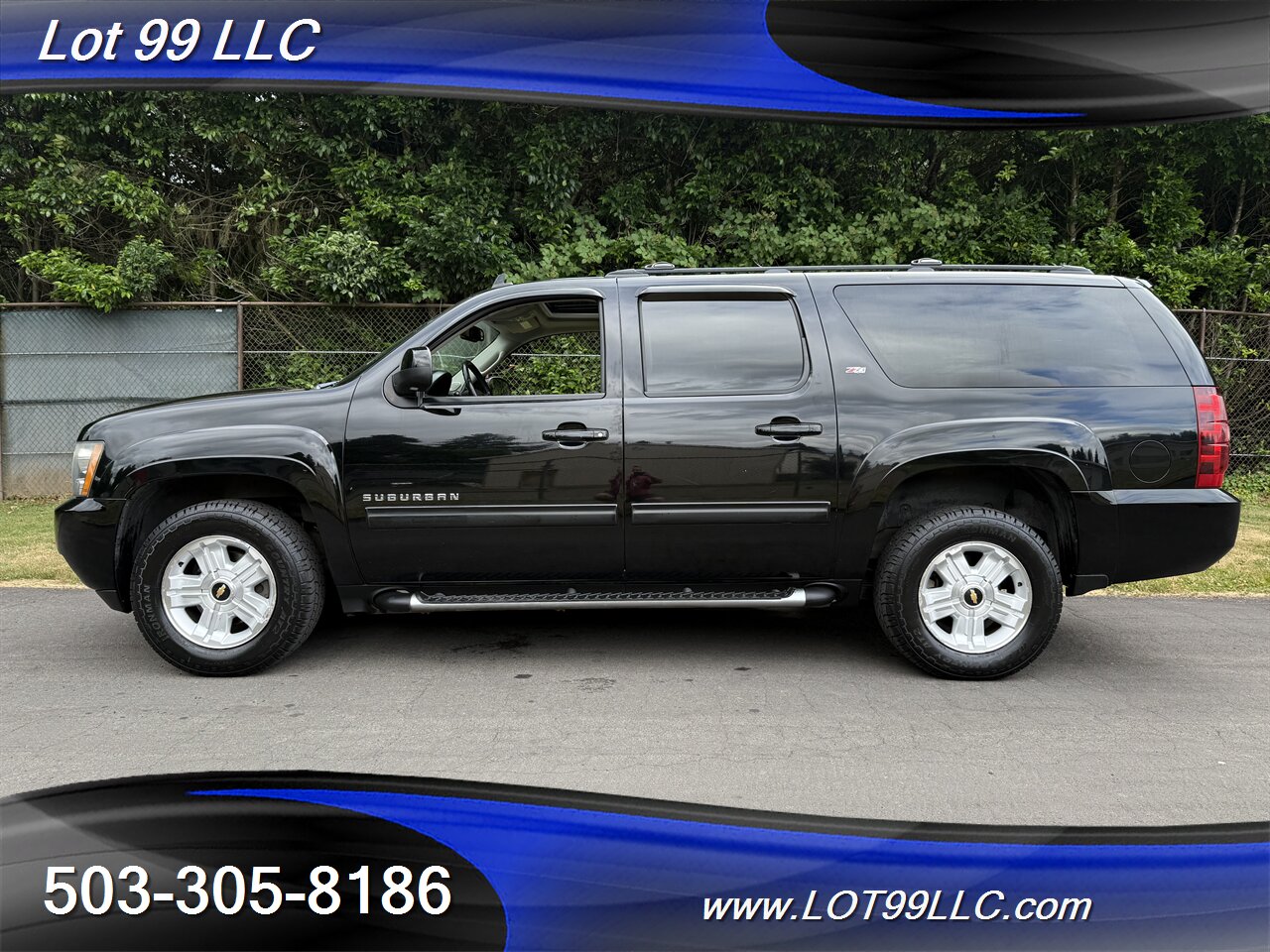 2011 Chevrolet Suburban LT Z71 4x4 3rd Row Htd Leather Roof Navi Cam - Photo 1 - Milwaukie, OR 97267