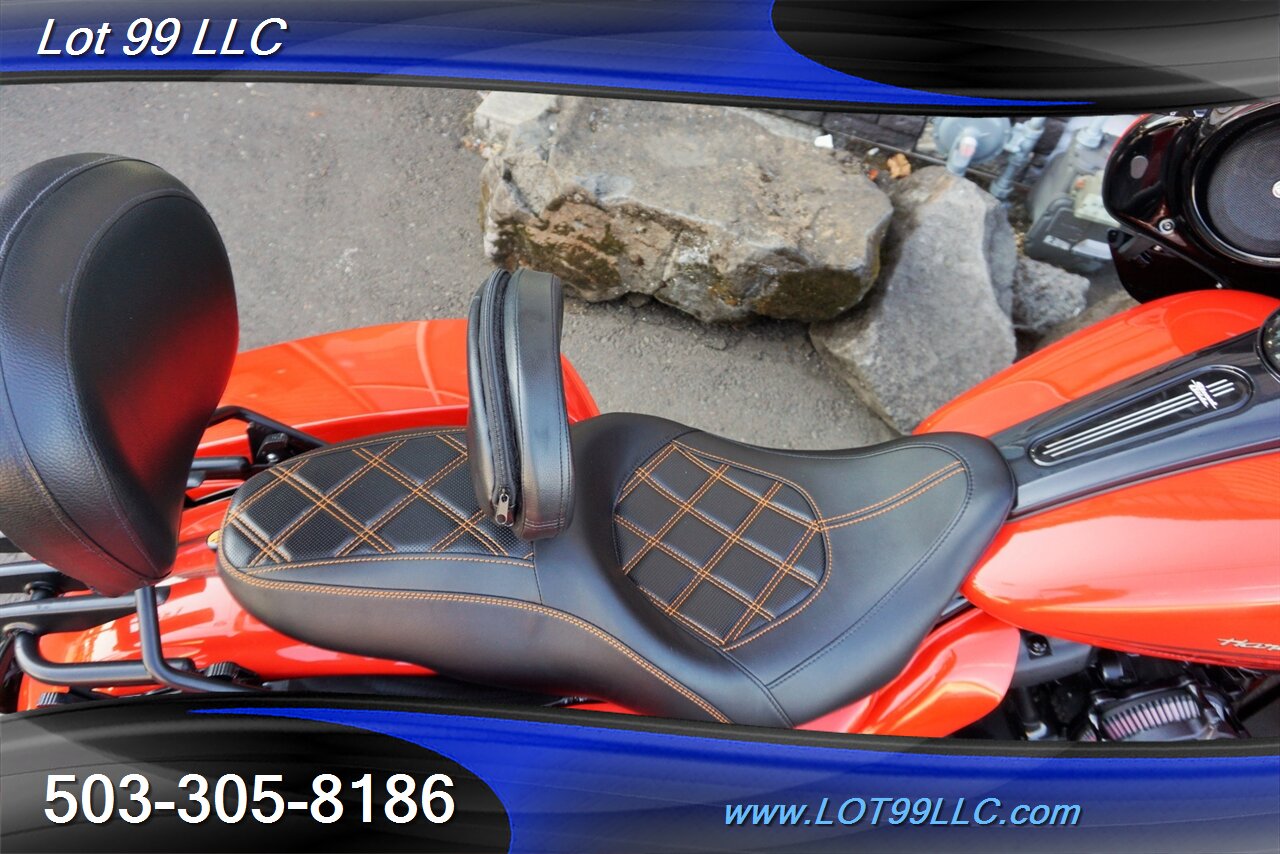 2017 Harley-Davidson Custom Street Glide107 Laguna Orange 21 Front Wheel   - Photo 21 - Milwaukie, OR 97267