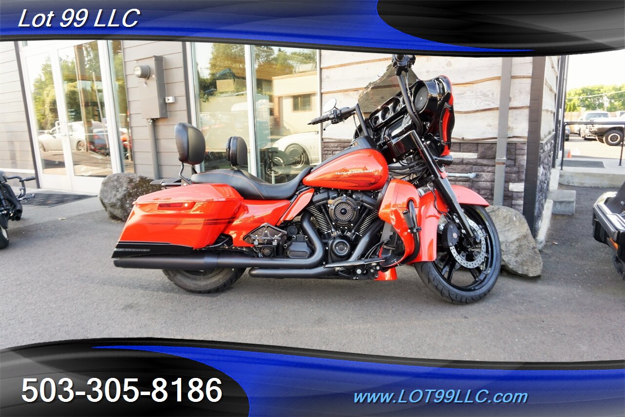 2017 Harley-Davidson Custom Street Glide107 Laguna Orange 21 Front Wheel   - Photo 1 - Milwaukie, OR 97267