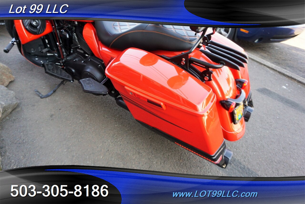 2017 Harley-Davidson Custom Street Glide107 Laguna Orange 21 Front Wheel   - Photo 22 - Milwaukie, OR 97267