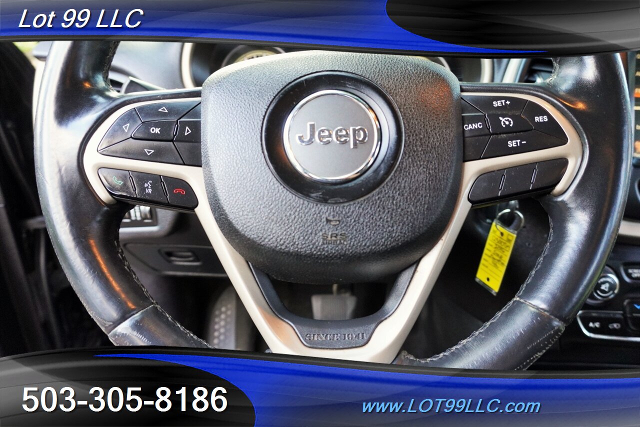 2016 Jeep Cherokee Latitude 4X4 Premium Wheels Newer Tires - Photo 23 - Milwaukie, OR 97267
