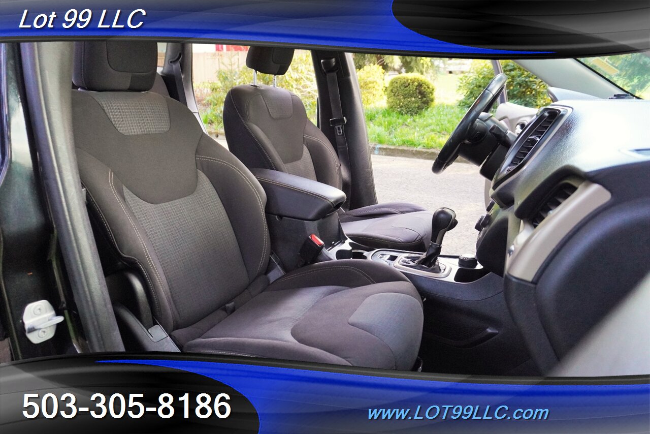 2016 Jeep Cherokee Latitude 4X4 Premium Wheels Newer Tires - Photo 18 - Milwaukie, OR 97267