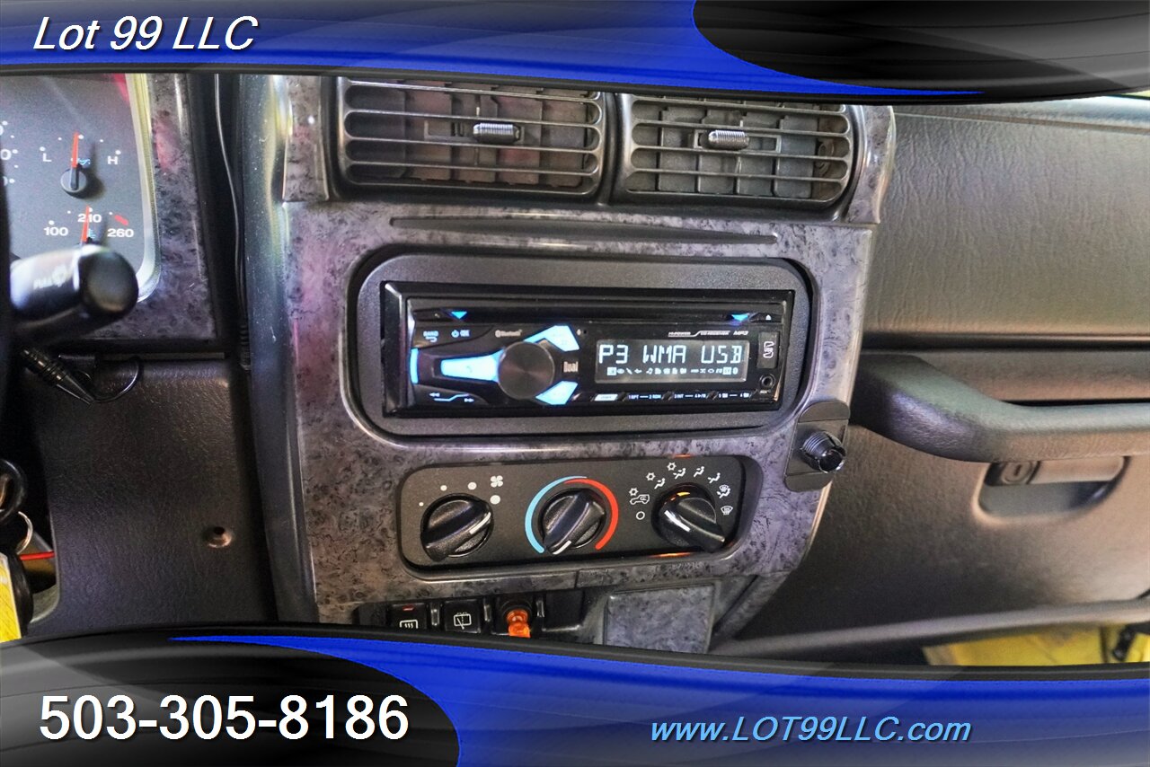 2006 Jeep Wrangler Sport 4X4 4.0L Automatic Hard Top Just SERVICED New Shocks Black Wheels NEWER TIRES - Photo 18 - Milwaukie, OR 97267