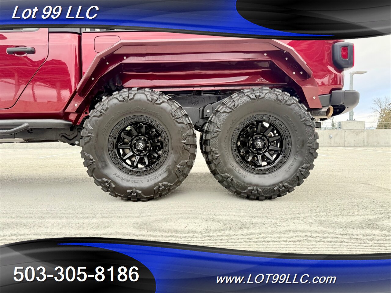 2021 Jeep Gladiator Rubicon 18 " Fuel Wheels 38 "Nitto Mud Grappler Tires, Warn Winch VR10s EVO Winch, Fox Shocks, - Photo 12 - Milwaukie, OR 97267