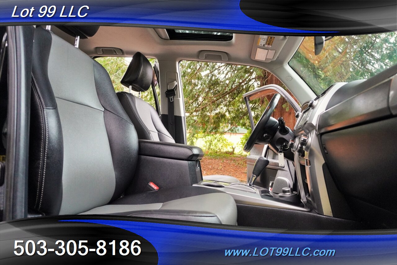 2016 Toyota 4Runner SR5 Premium 4x4 V6 Leather Moon GPS 3 ROW 2 OWNERS - Photo 19 - Milwaukie, OR 97267