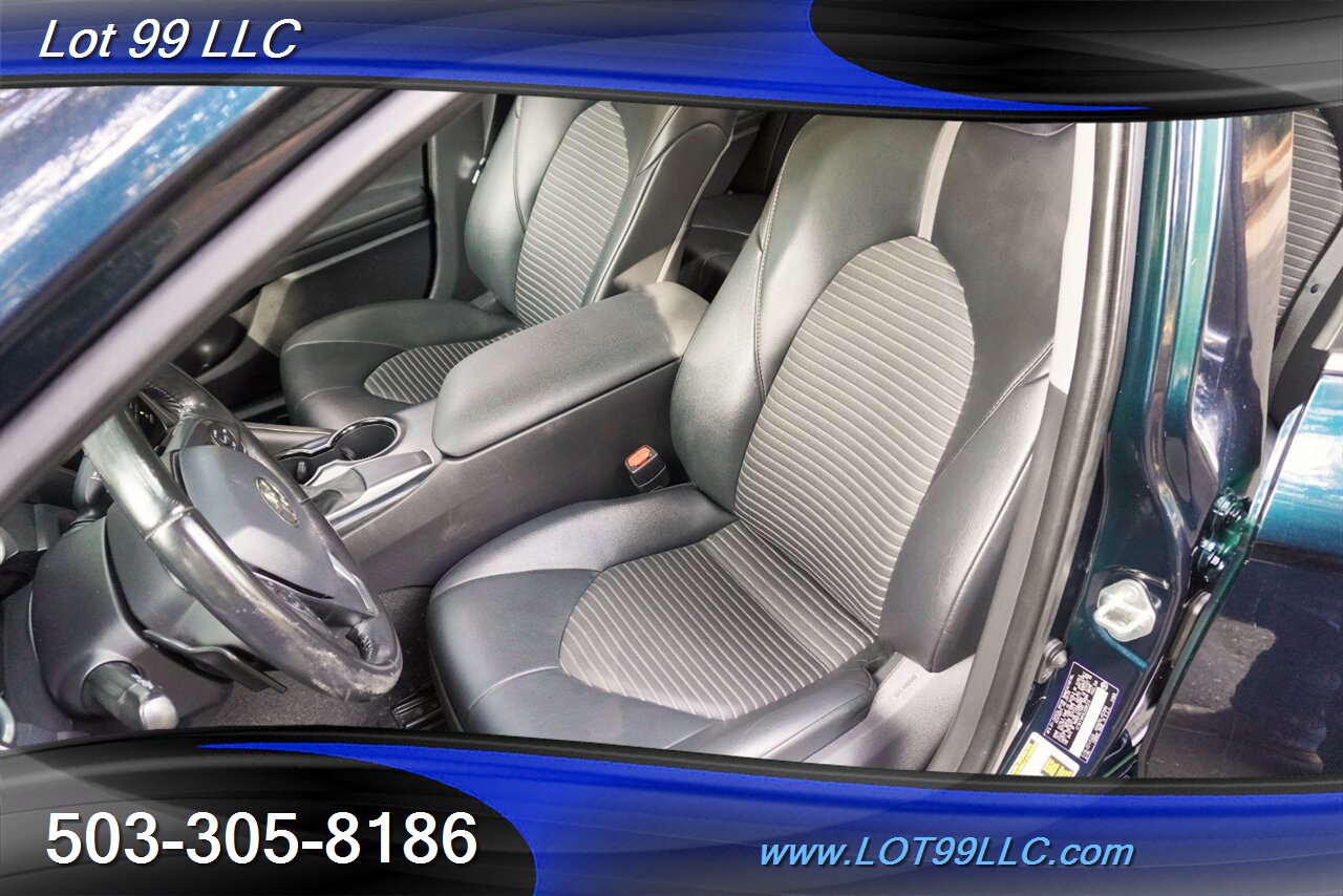 2020 Toyota Camry SE 2.5L Automatic Leather Trim Seats Black Wheels  NEW TIRES 39 MPG - Photo 11 - Milwaukie, OR 97267