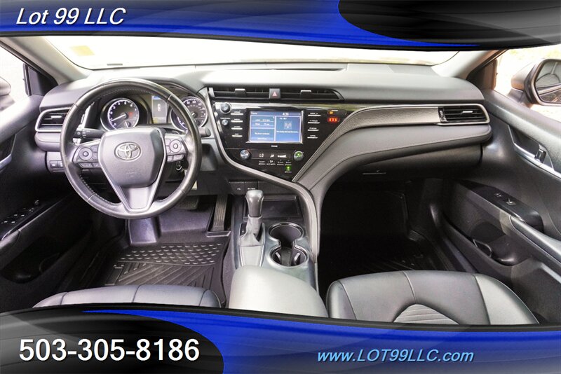 2020 Toyota Camry SE 2.5L Automatic Leather Trim Seats Black Wheels  NEW TIRES 39 MPG