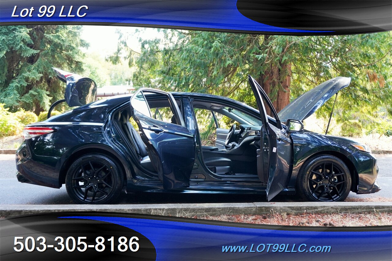 2020 Toyota Camry SE 2.5L Automatic Leather Trim Seats Black Wheels  NEW TIRES 39 MPG - Photo 31 - Milwaukie, OR 97267