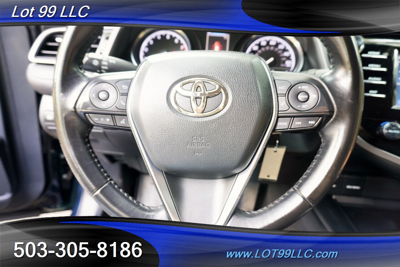 2020 Toyota Camry SE 2.5L Automatic Leather Trim Seats Black Wheels  NEW TIRES 39 MPG - Photo 26 - Milwaukie, OR 97267