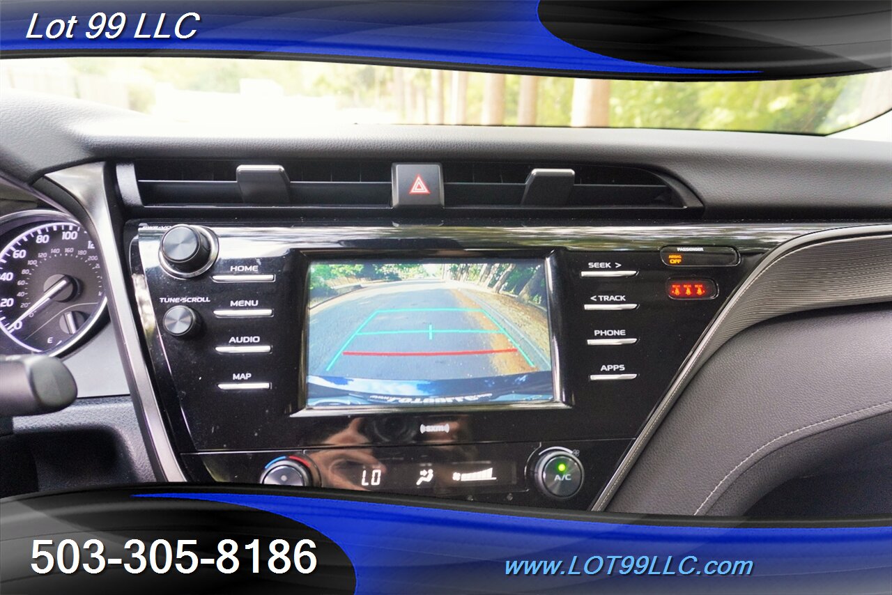 2020 Toyota Camry SE 2.5L Automatic Leather Trim Seats Black Wheels  NEW TIRES 39 MPG - Photo 37 - Milwaukie, OR 97267