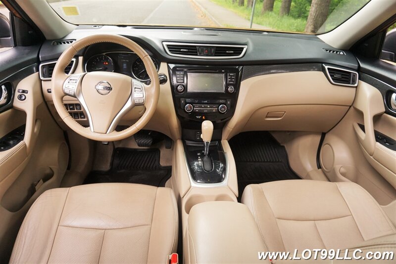 2014 Nissan Rogue SL AWD Only 63k Heated Leather GPS PanoRoof 34 MPG  