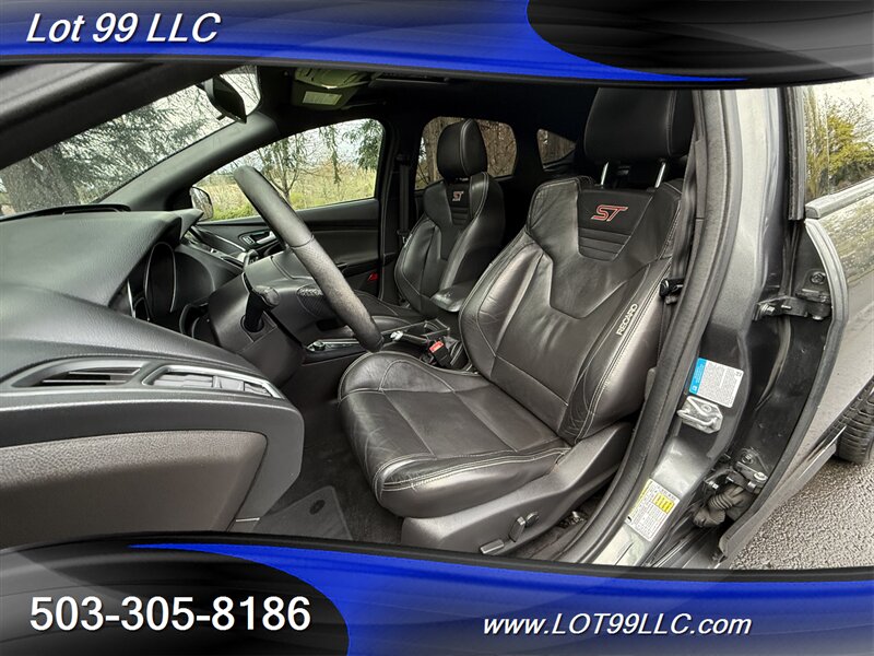 2017 Ford Focus ST *ST3* 112k  RECARO Htd Leather Roof Navi Sony  