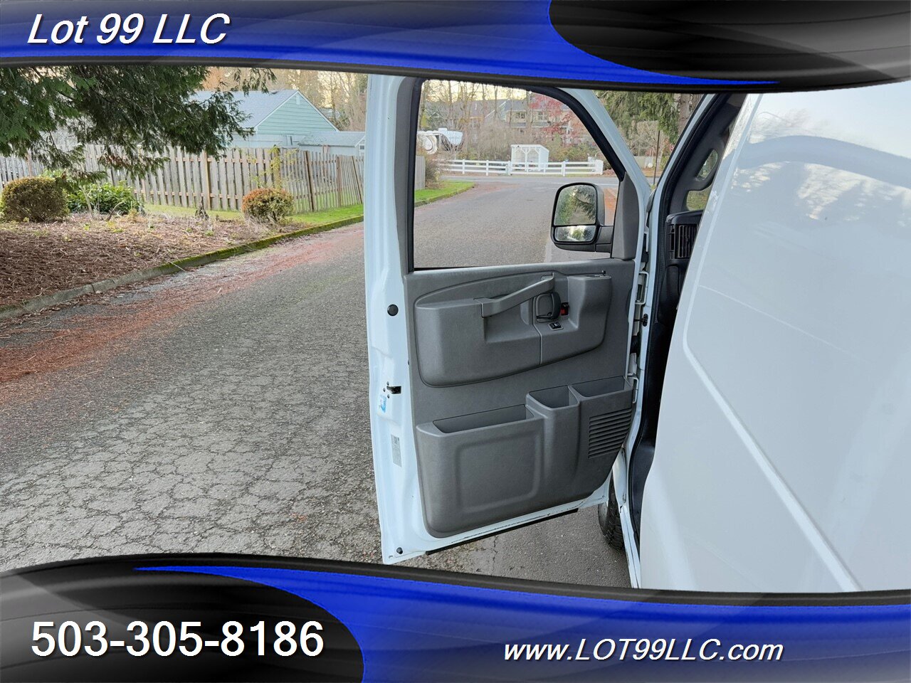 2020 GMC Savana 2500 Extended CARGO VAN 1-Owner  Divider Wall   - Photo 9 - Milwaukie, OR 97267