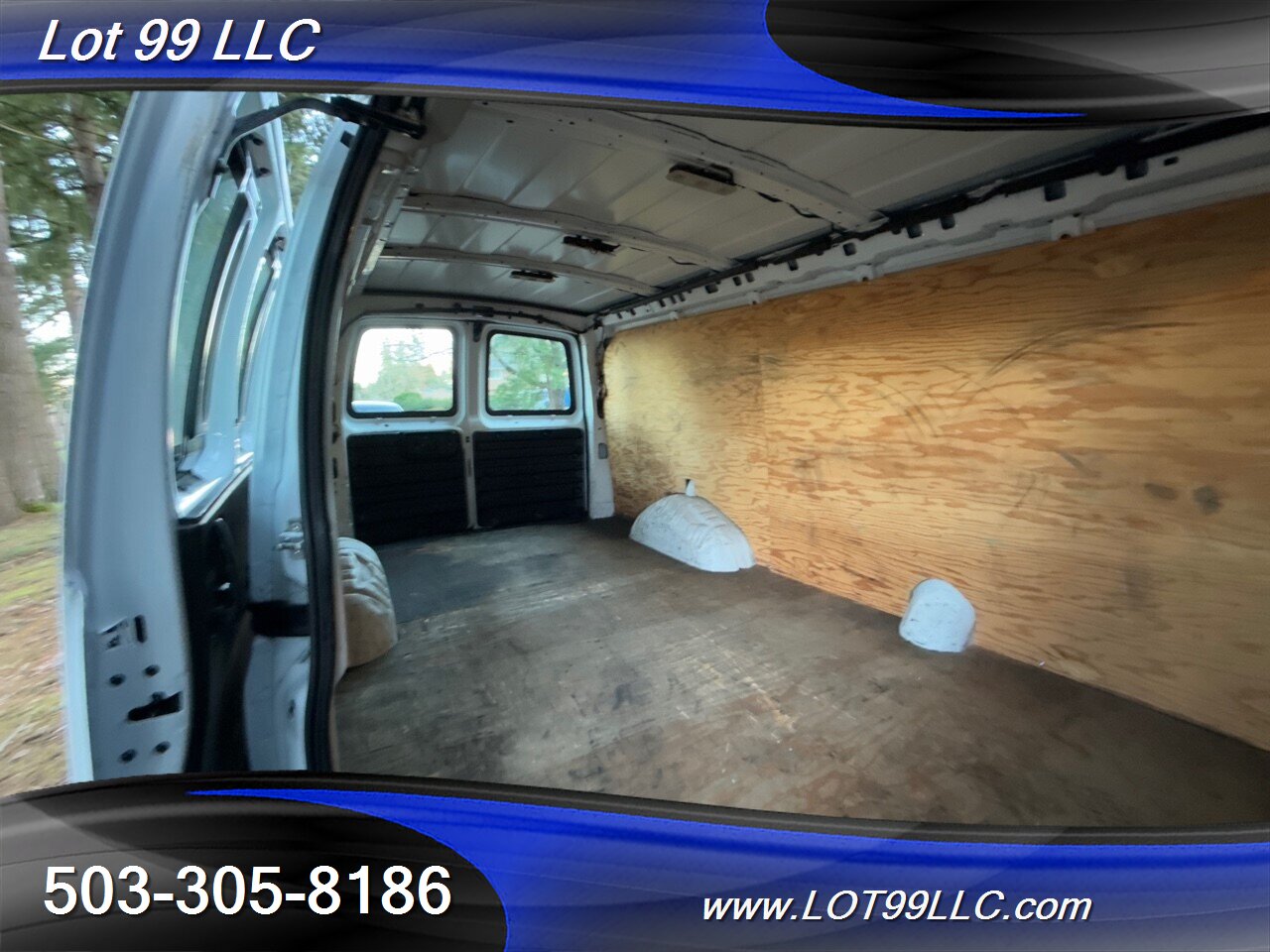 2020 GMC Savana 2500 Extended CARGO VAN 1-Owner  Divider Wall   - Photo 18 - Milwaukie, OR 97267