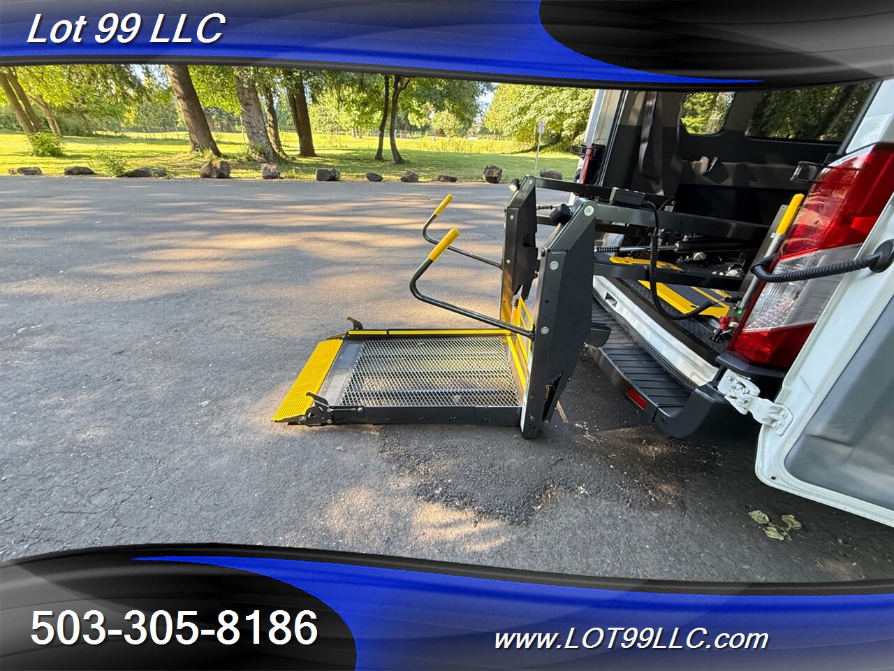 2018 Ford Transit 350 XLT WHEELCHAIR VAN EcoBoost 3.5L Twin Turbo V6 34 " Braun Rear WHEELCHAIR Lift 8 Passenger Van - Photo 22 - Milwaukie, OR 97267
