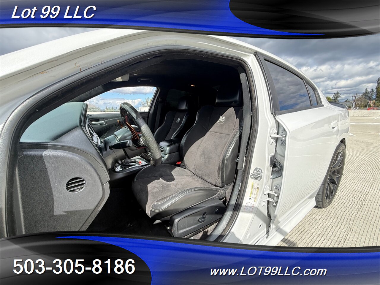 2019 Dodge Charger R/T Scat Pack HEMI 6.4L V8 485hp Carbon Fiber Hood  -Steering Wheel-Mirrors Alcantera Headliner - Photo 11 - Milwaukie, OR 97267