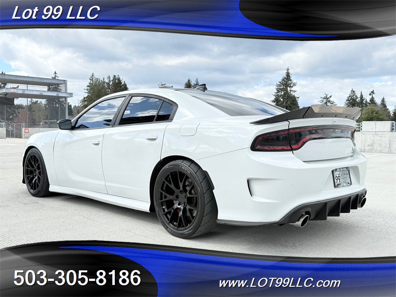 2019 Dodge Charger R/T Scat Pack HEMI 6.4L V8 485hp Carbon Fiber Hood  -Steering Wheel-Mirrors Alcantera Headliner - Photo 30 - Milwaukie, OR 97267
