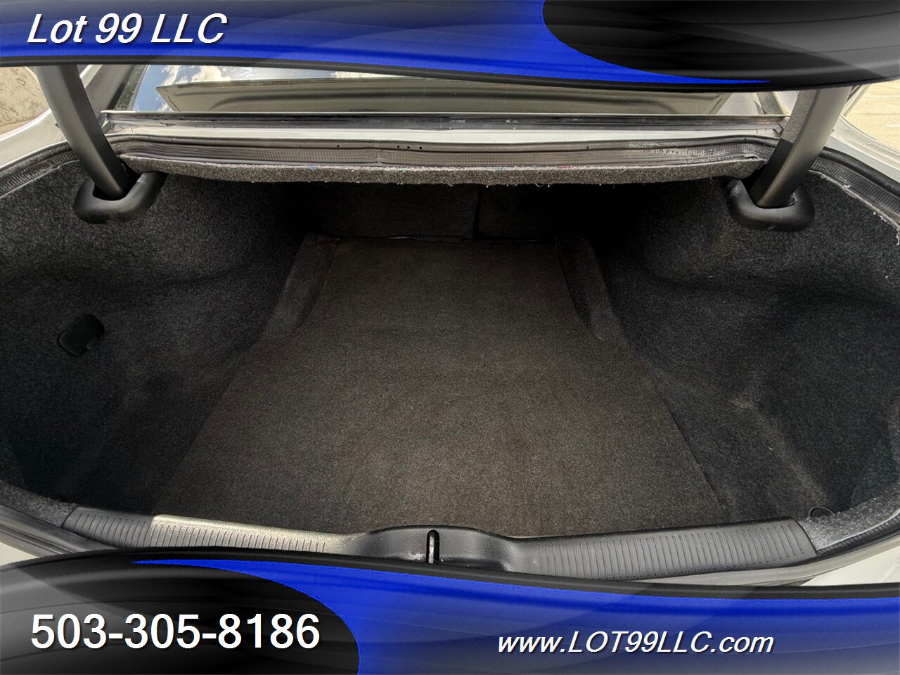 2019 Dodge Charger R/T Scat Pack HEMI 6.4L V8 485hp Carbon Fiber Hood  -Steering Wheel-Mirrors Alcantera Headliner - Photo 19 - Milwaukie, OR 97267