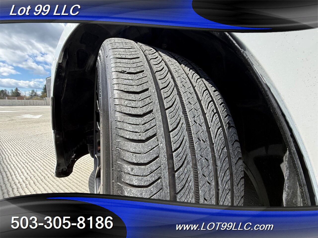 2019 Dodge Charger R/T Scat Pack HEMI 6.4L V8 485hp Carbon Fiber Hood  -Steering Wheel-Mirrors Alcantera Headliner - Photo 24 - Milwaukie, OR 97267