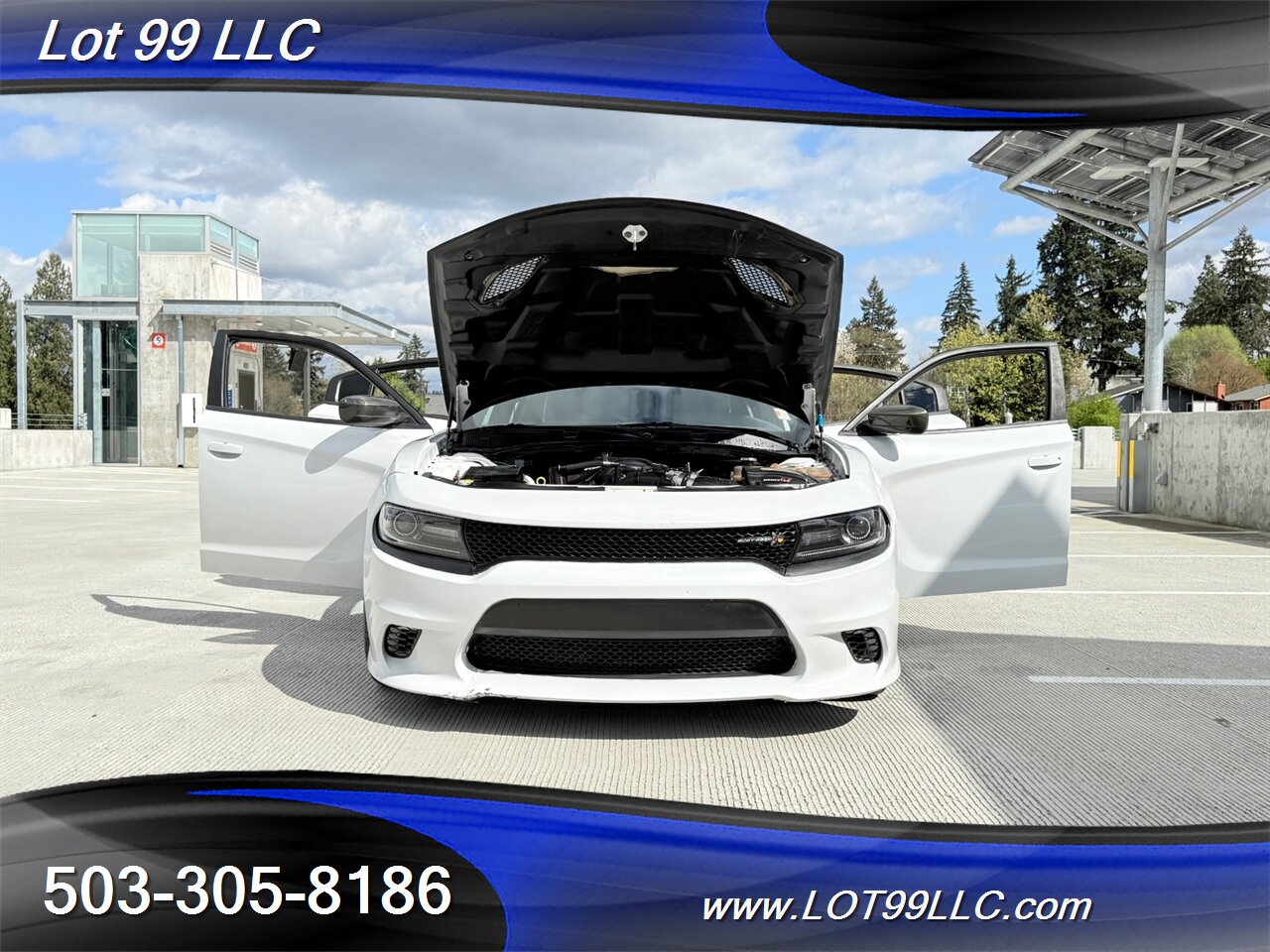 2019 Dodge Charger R/T Scat Pack HEMI 6.4L V8 485hp Carbon Fiber Hood  -Steering Wheel-Mirrors Alcantera Headliner - Photo 32 - Milwaukie, OR 97267