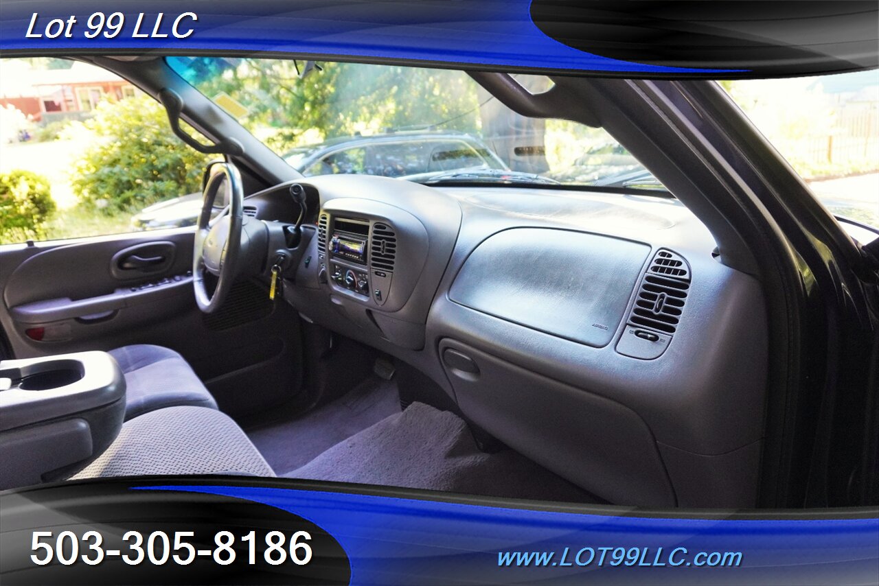 2001 Ford F-150 XLT 4x4 V8 5.4L Auto 131K MILES LIFTED Premium Wheels NEW TIRES NO RUST - Photo 17 - Milwaukie, OR 97267