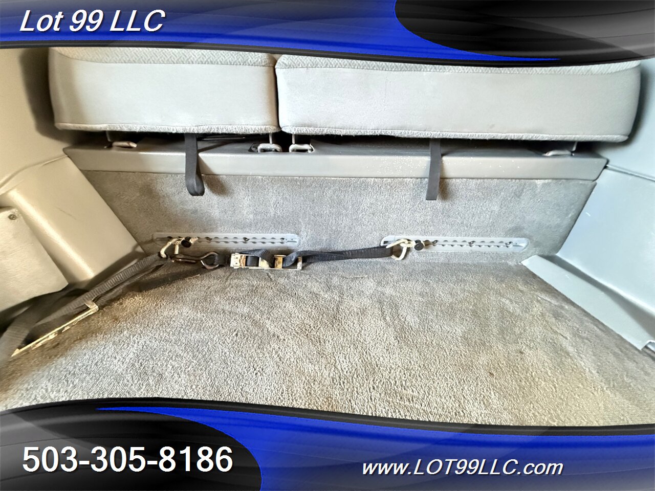 2006 Chrysler Town & Country Touring WHEELCHAIR VAN 30 " Power Side Ramp  Kneeling Dual Power Sliding Doors - Photo 48 - Milwaukie, OR 97267