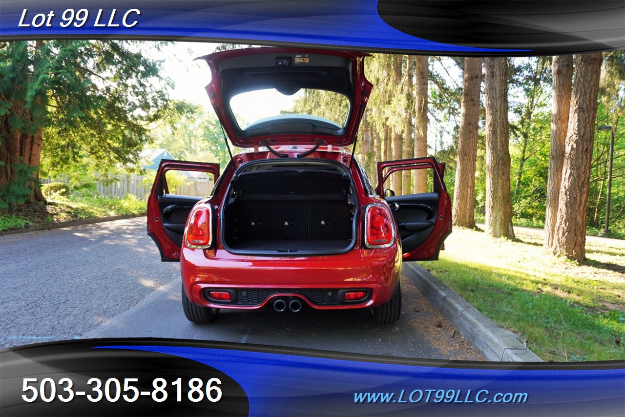 2017 MINI Cooper S 5 Doors 2.0L TWIN TURBO 6 Speed Manual GPS Heated  Leather Seats Pano Roof 1 ONWER - Photo 32 - Milwaukie, OR 97267