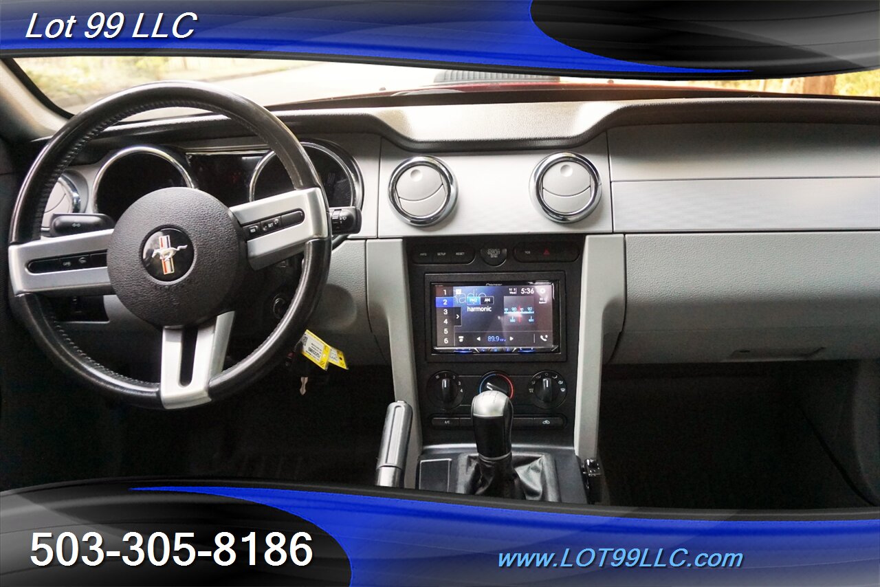 2007 Ford Mustang GT Premium V8 MANUAL Heated Leather Lowered   - Photo 12 - Milwaukie, OR 97267