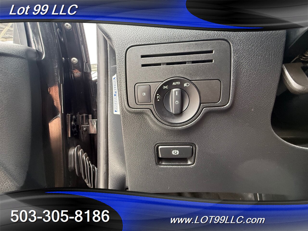 2018 Mercedes-Benz Metris WHEELCHAIR VAN Rear Ramp 1-Owner 141k Miles  2.0L Turbo I4 208hp 258ft. lbs. - Photo 36 - Milwaukie, OR 97267