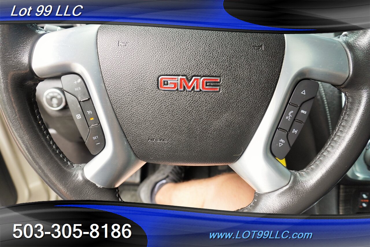 2013 GMC Acadia SLT AWD 59K Heated Leather 3 ROW GPS Dual MOON ROOF Dual TV Screens Premium Wheels New Tires - Photo 16 - Milwaukie, OR 97267