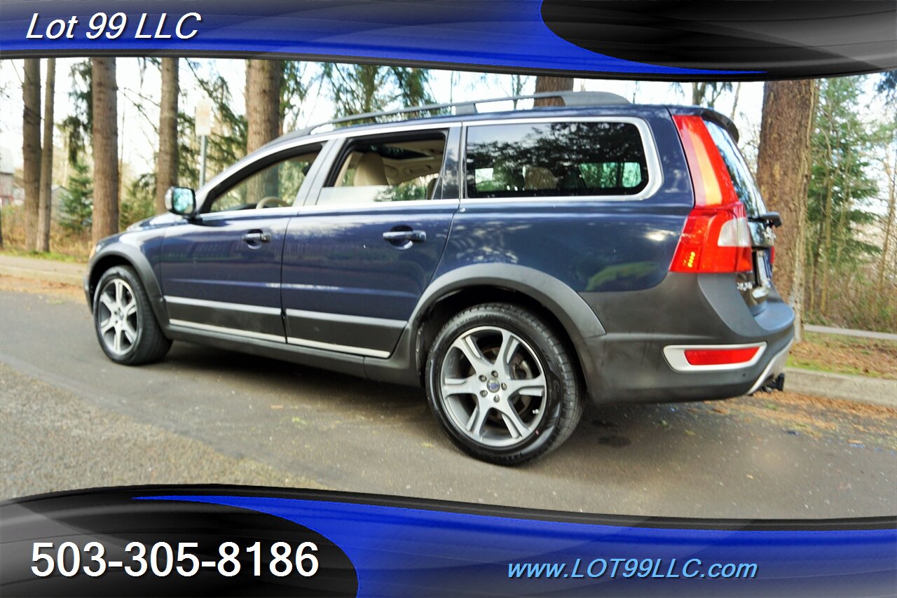 2013 Volvo XC70 T6 Wagon AWD 81K Heated Leather Moon Roof   - Photo 11 - Milwaukie, OR 97267