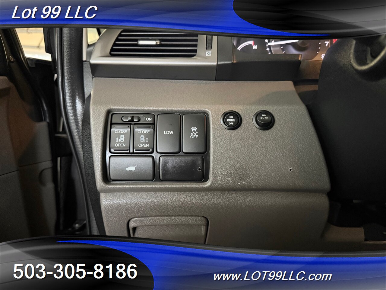 2014 Honda Odyssey EX-L ** WHEELCHAIR VAN ** 115k Htd Leather Roof Side Ramp Kneeling NEW TIRES - Photo 20 - Milwaukie, OR 97267