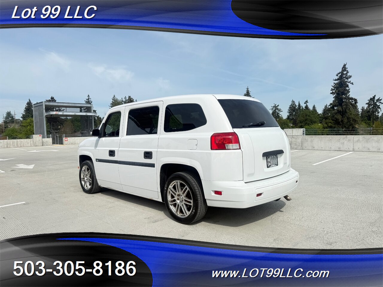 2014 Mobility Ventures MV1 LX ** WHEELCHAIR VAN ** New Tires 30 " Wide Powered   - Photo 10 - Milwaukie, OR 97267