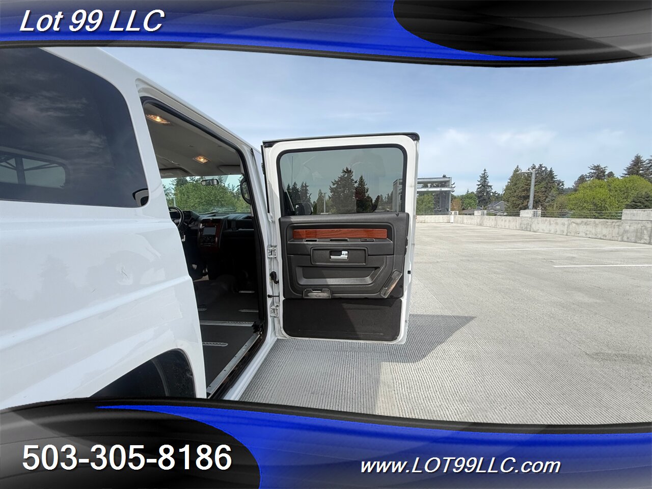2014 Mobility Ventures MV1 LX ** WHEELCHAIR VAN ** New Tires 30 " Wide Powered   - Photo 45 - Milwaukie, OR 97267
