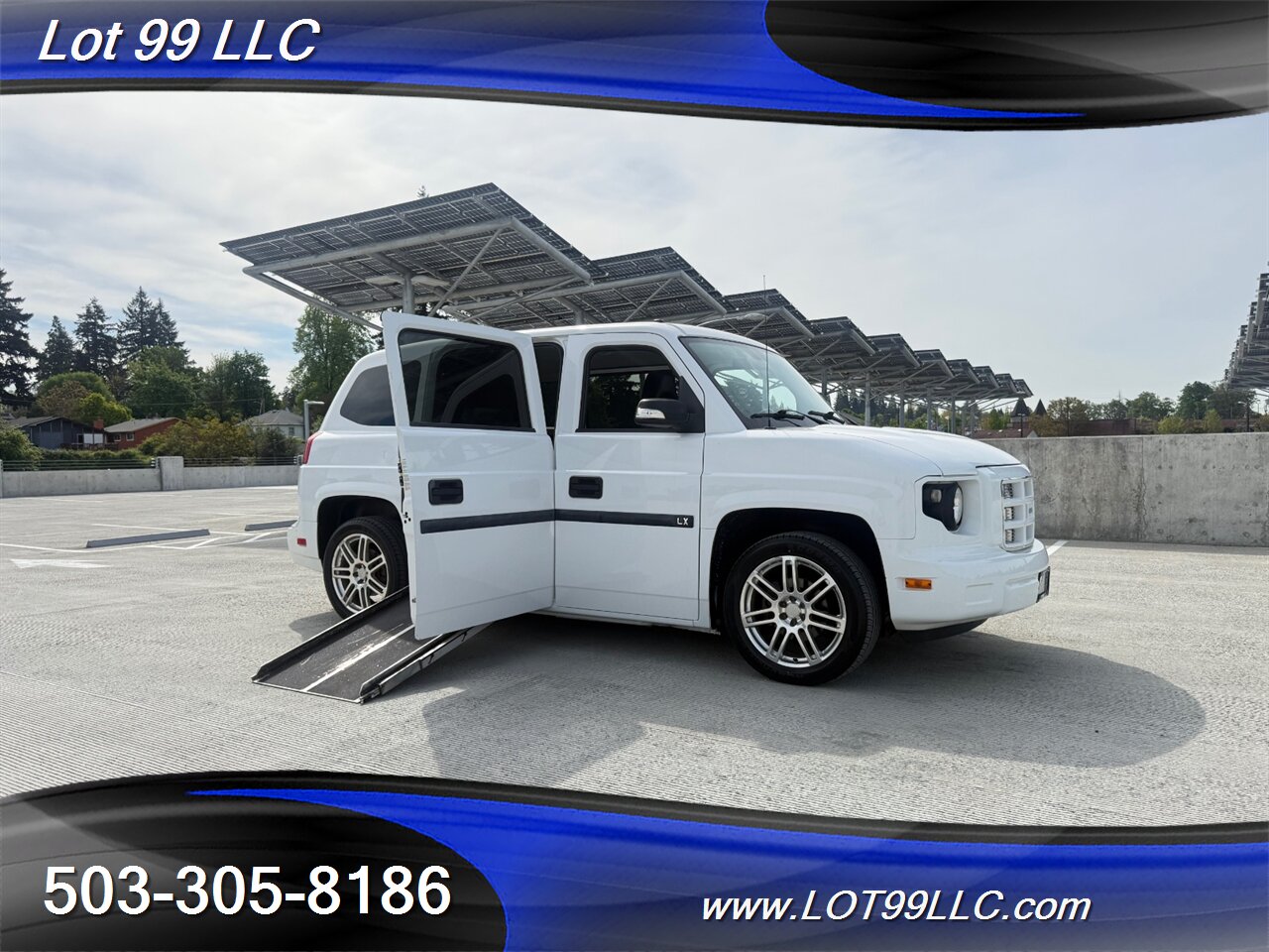 2014 Mobility Ventures MV1 LX ** WHEELCHAIR VAN ** New Tires 30 " Wide Powered   - Photo 2 - Milwaukie, OR 97267