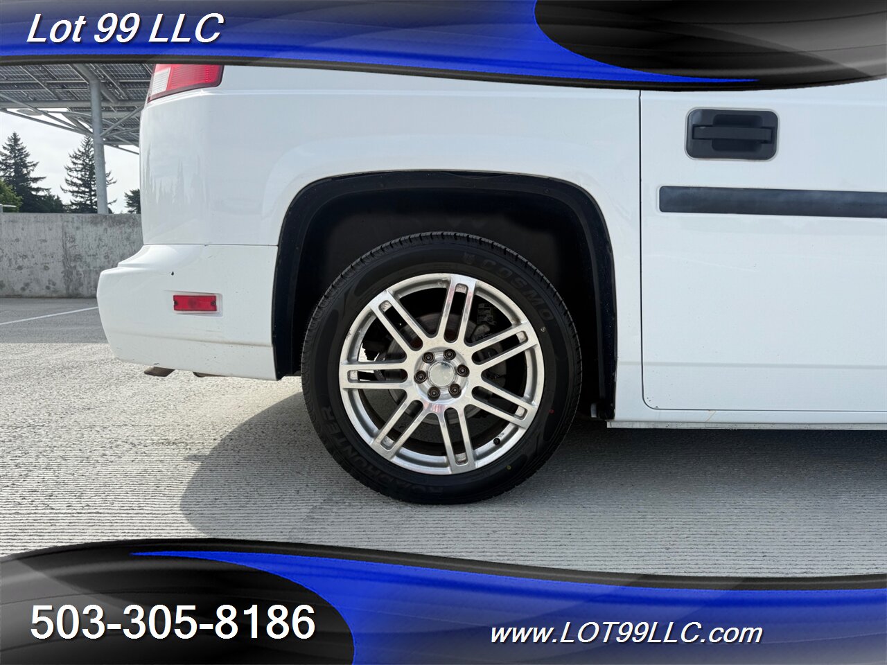 2014 Mobility Ventures MV1 LX ** WHEELCHAIR VAN ** New Tires 30 " Wide Powered   - Photo 21 - Milwaukie, OR 97267