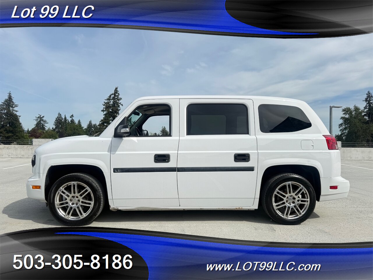 2014 Mobility Ventures MV1 LX ** WHEELCHAIR VAN ** New Tires 30 " Wide Powered   - Photo 3 - Milwaukie, OR 97267