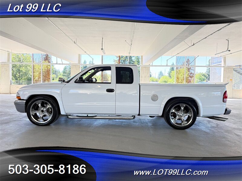 White 2003 Dodge Dakota SLT Club Cab RWD Pickup Truck Rear-Wheel Drive Automatic