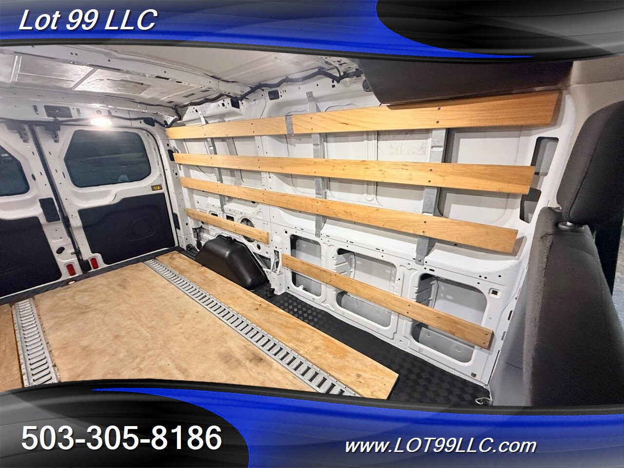 2019 Ford Transit 250 Cargo Van Delivery Package Tie Downs   - Photo 31 - Milwaukie, OR 97267