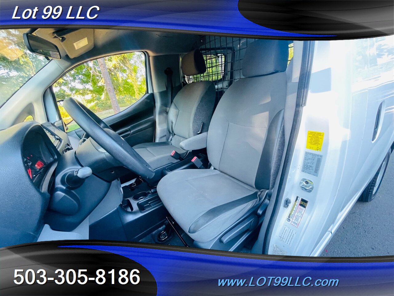 2018 Chevrolet City Express LT **37k ** Mini Cargo Van Nissan NV200   - Photo 11 - Milwaukie, OR 97267