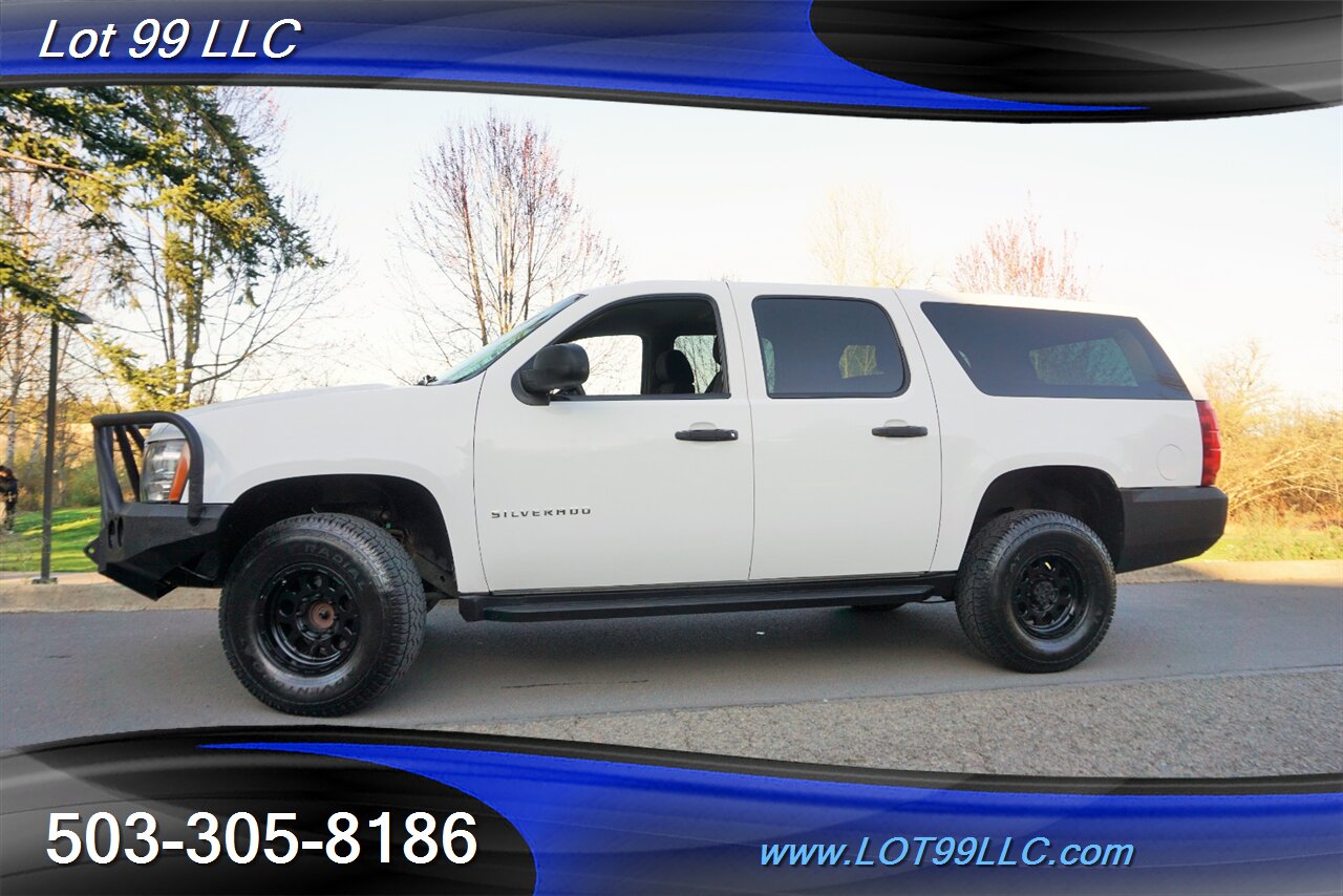 2013 Chevrolet Suburban 2500 4X4 V8 6.0L Auto Leather Black Wheels   - Photo 4 - Milwaukie, OR 97267