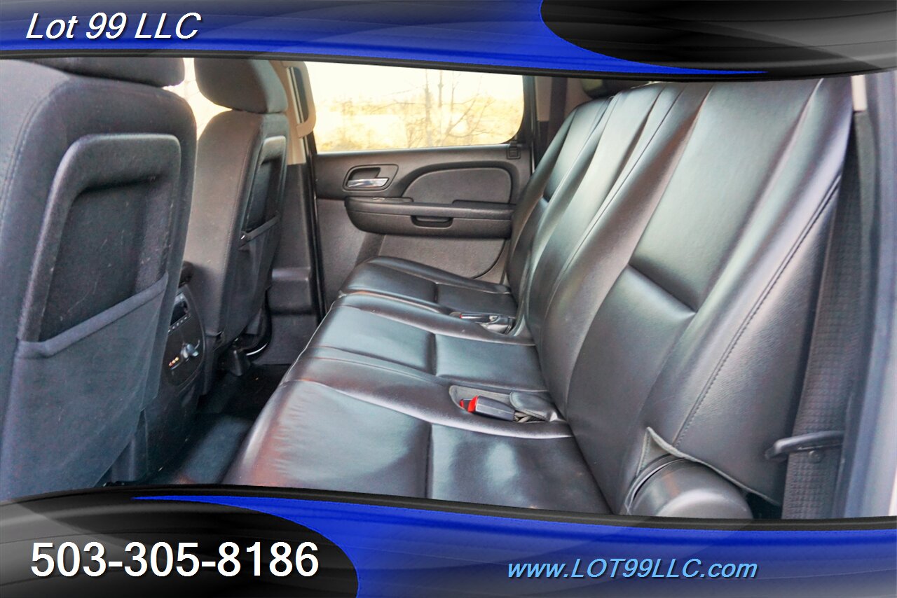 2013 Chevrolet Suburban 2500 4X4 V8 6.0L Auto Leather Black Wheels   - Photo 13 - Milwaukie, OR 97267