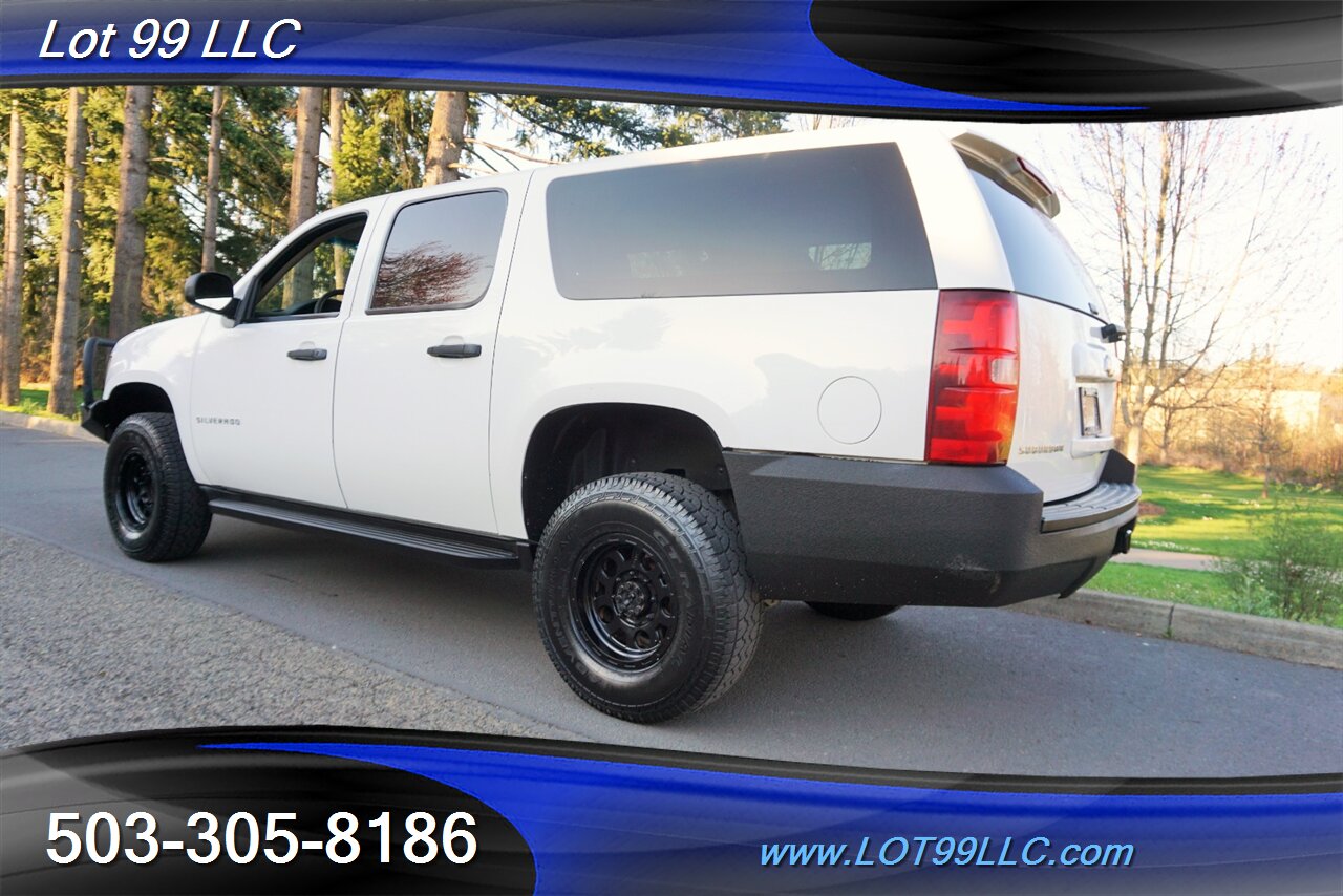 2013 Chevrolet Suburban 2500 4X4 V8 6.0L Auto Leather Black Wheels   - Photo 10 - Milwaukie, OR 97267